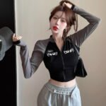 Street core Zip Crop Top